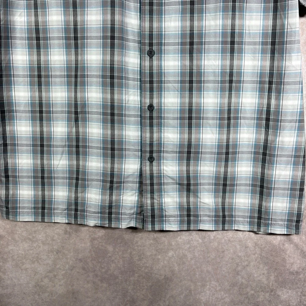 The North Face Shirt Mens XL Gray Plaid Short Sleeve Button Up Hiking Utility